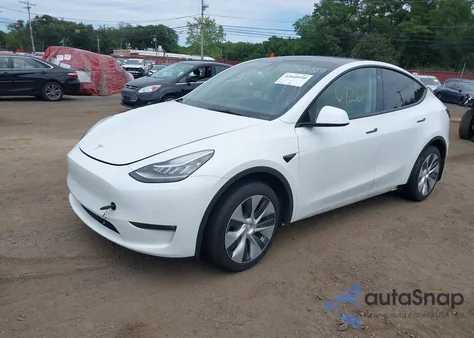 2022 Tesla Model Y Long Range Dual Motor All-Wheel Drive from USA, damaged, VIN 7SAYGAEE3NF517569